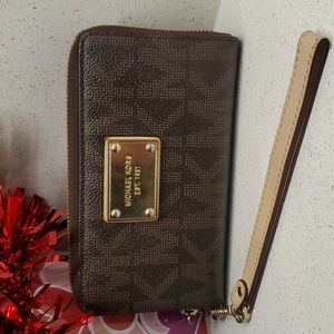 MICHAEL KORS Pebbled Leather Wallet